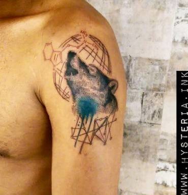 graphic wolf tattoo