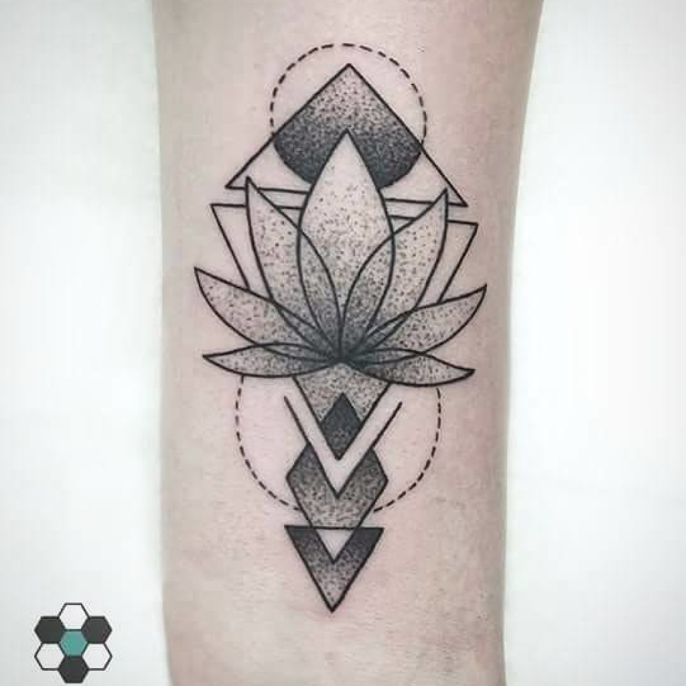 Lotus Dotwork