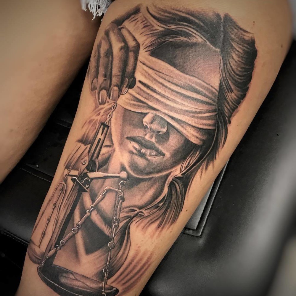 40 Incredible Justice Tattoos